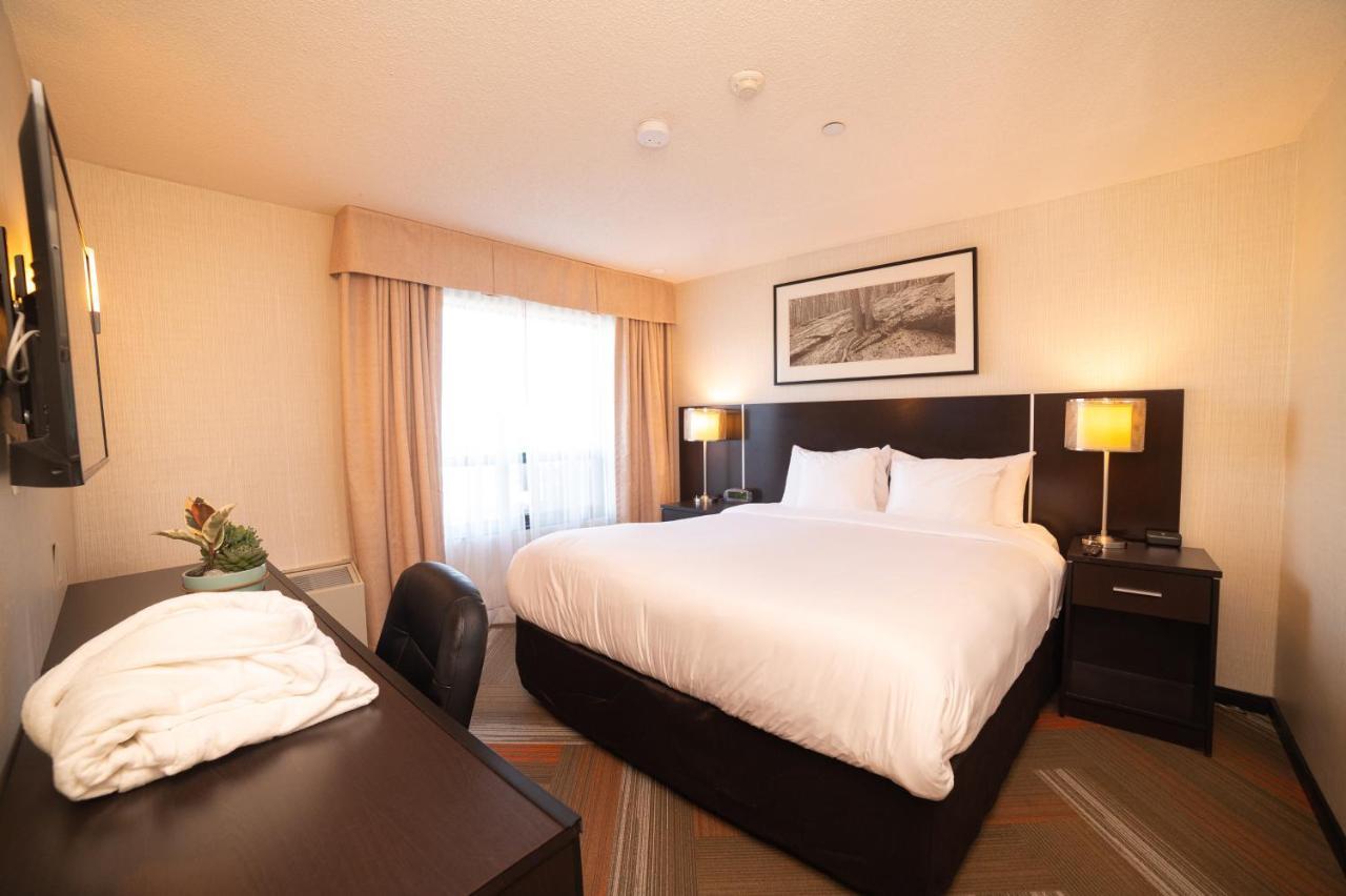 Quality Hotel Берлингтон Экстерьер фото