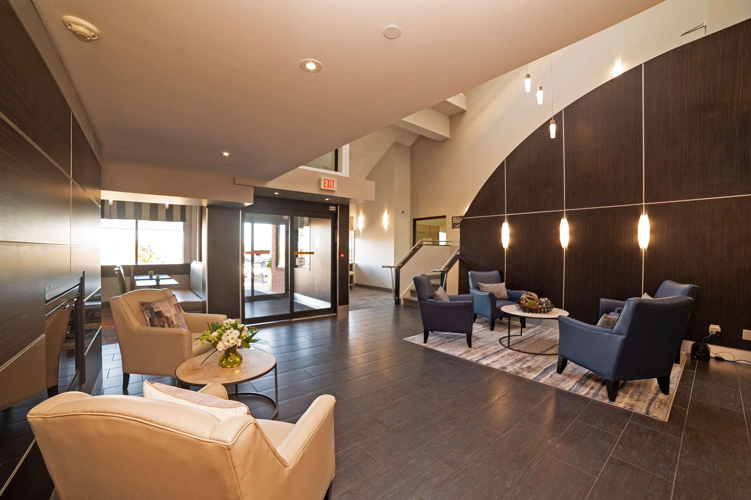 Quality Hotel Берлингтон Экстерьер фото